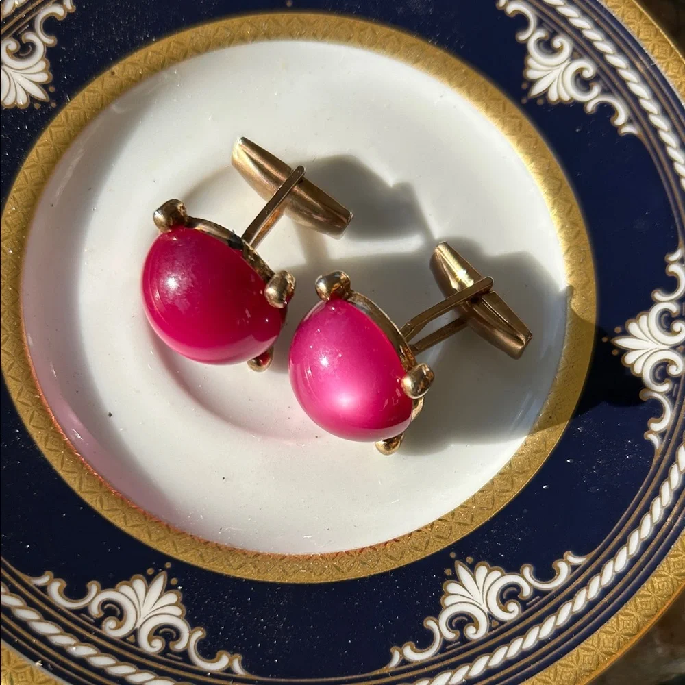 Vintage Art Deco Fuchsia Moon-glow Gold-Tone Cufflinks